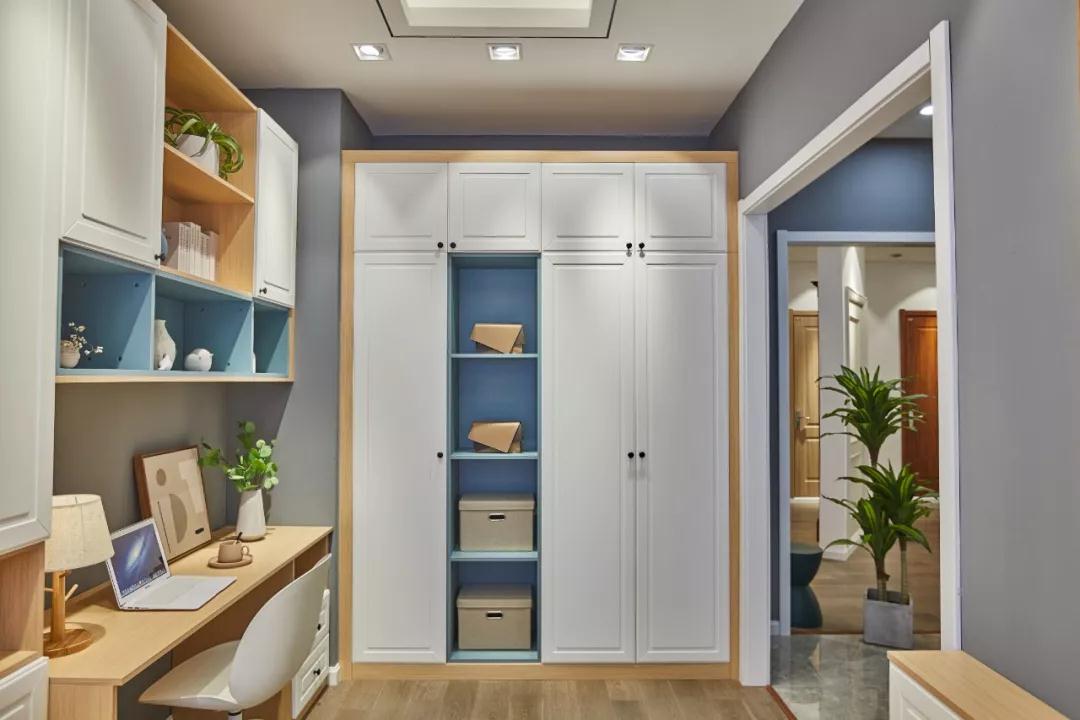 豪门国际现代简约衣柜实拍